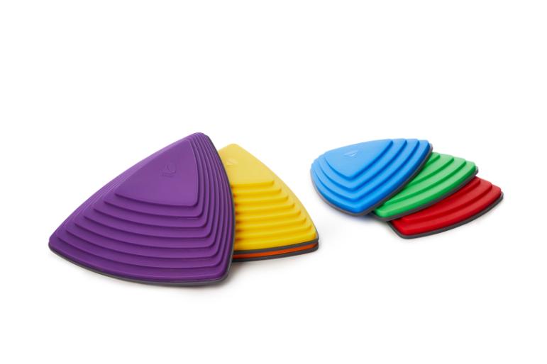 Zes Gonge River Stones 2120 in verschillende kleuren en twee groottes.